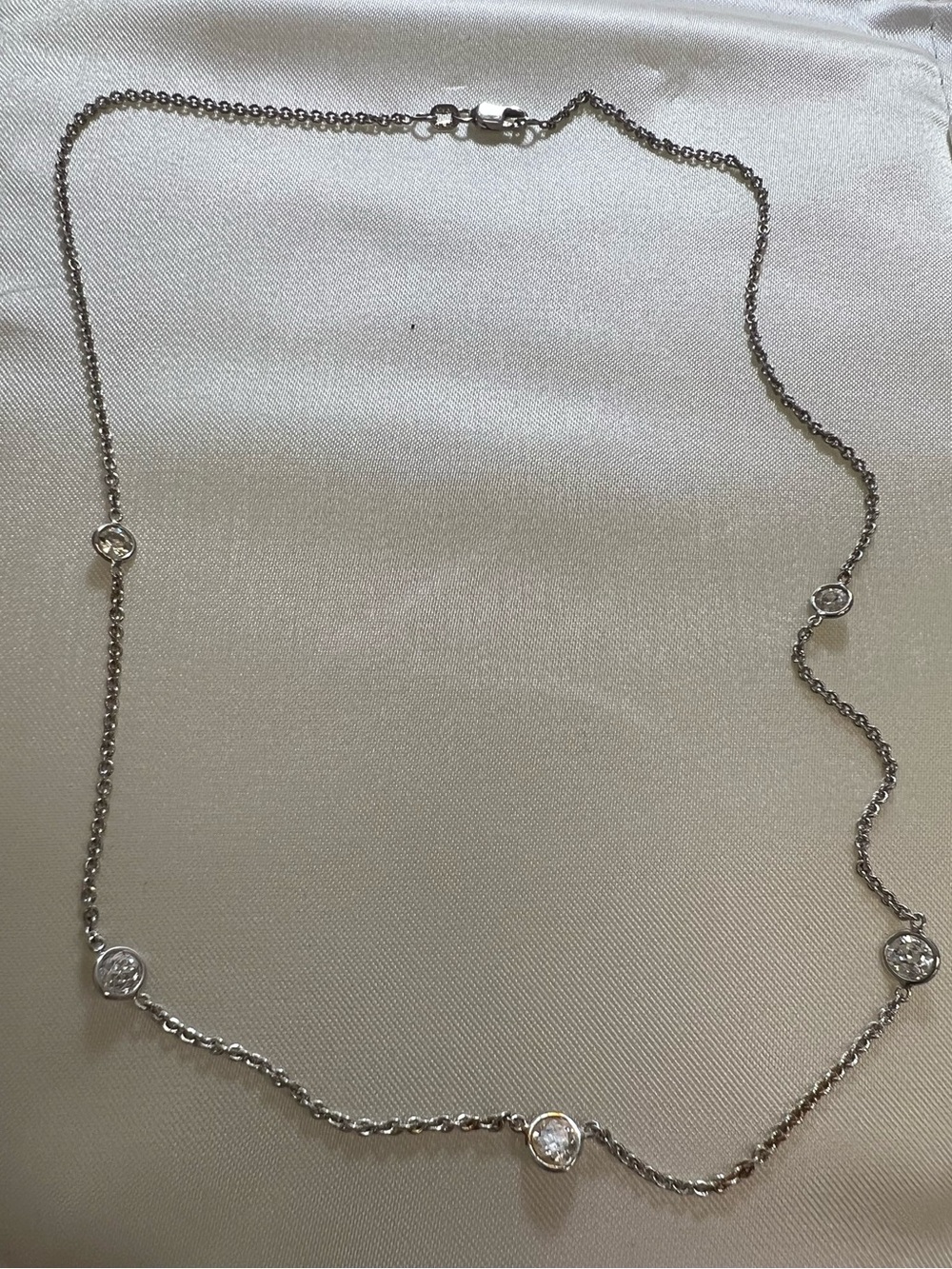 VTG 14k white gold and genuine diamonds necklace